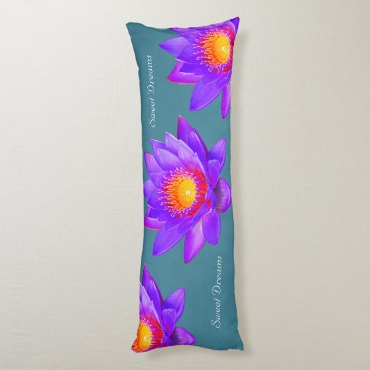 甘い夢に咲く蓮の花を青みがかったティール（緑がかった色） ボディピロー (裏面 (縦))