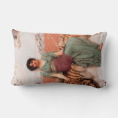 甘い夢（虎の皮に美しいローマの女性） ランバークッション (裏面)