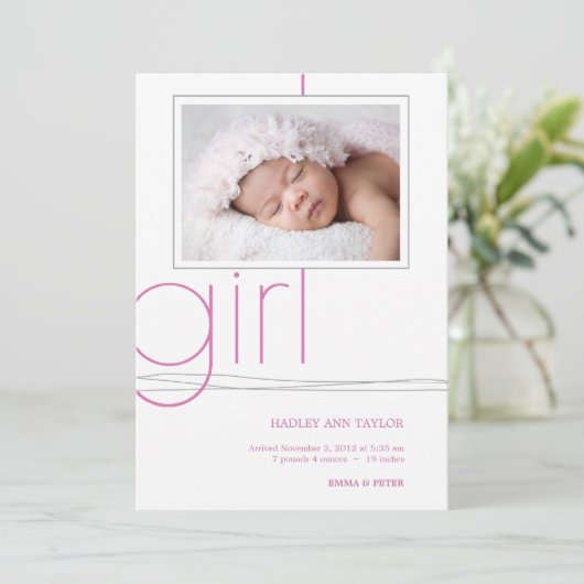 甘い女の子のカスタムな写真の誕生の発表 案内状 (スタンド正面)