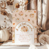 甘い小さなカボチャが赤ちゃんシャワーの途中にある 招待状