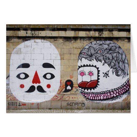 甘い小さな口ひげ (正面横)