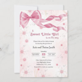 甘い小さな女の子が赤ちゃんシャワーを浴びている 招待状