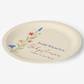 甘い小さな山花が道を進んでいる ペーパープレート (アングル)