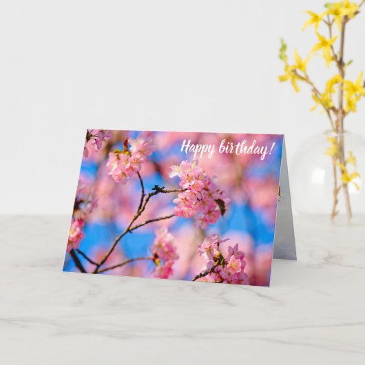 甘い桜の花の晴れた日の春 カード (黄色い花)