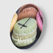 甘い歯を贈るマカロンのお菓子 ラージ壁時計 (傾斜)