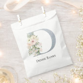 甘い白いフローラ フェイバーバッグ (クリップ留めされた状態)