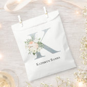 甘い白いフローラ フェイバーバッグ (クリップ留めされた状態)