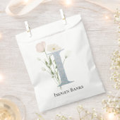 甘い白いフローラ フェイバーバッグ (クリップ留めされた状態)