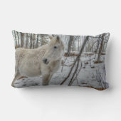 甘い白馬と冬の森の贈り物 ランバークッション (裏面)