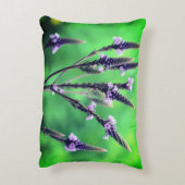 甘い紫色のバーヴァン花 アクセントクッション (裏面(縦))