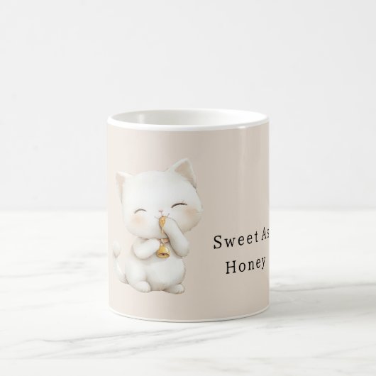 甘い蜂蜜のように可愛い白猫 コーヒーマグカップ (中央)