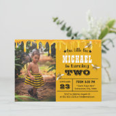 甘い蜂蜜ドリップスキュートな蜂の誕生日パーティー 招待状 (スタンド正面)