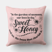 甘い蜂蜜引用文 クッション (裏面)