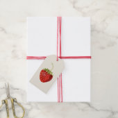 甘い赤イチゴ(by Louis C.C. Krieger) ギフトタグ (より糸付き)