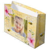 甘い16誕生日の写真ででこぼこ蜂ハニカム ラージペーパーバッグ (正面アングル)