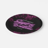 甘い16誕生日ホットピンクネオングローダークパーティー ペーパープレート (アングル)