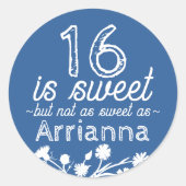 甘い16青、白い花 ラウンドシール (正面)