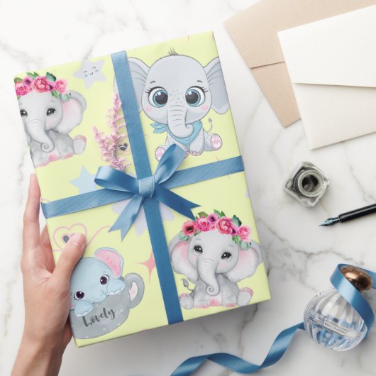 甘くてよくはしゃぐベビーのゾウ：完璧な包み ラッピングペーパー (ギフト)