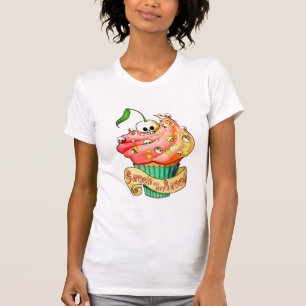 甘く及び致命的なスカルのカップケーキ Tシャツ