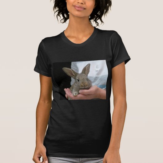 甘く小さいウサギ Tシャツ (正面)