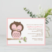甘く眠いピンクのフクロウの女の子のベビーシャワーの招待状 招待状 (スタンド正面)