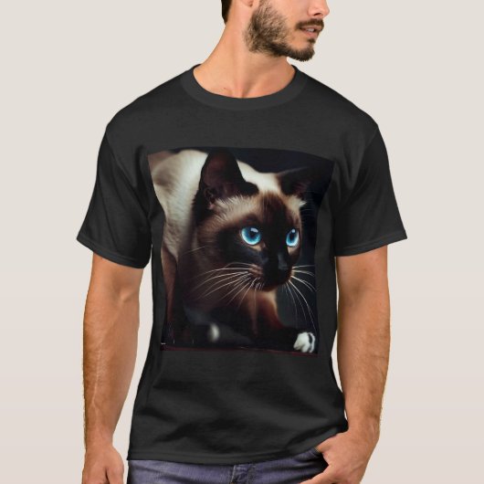 甘やかされたシメイズ、猫のルル Tシャツ (正面)