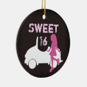 甘パーソナライズされたい16女の子と車、ピンクのクリスマス セラミックオーナメント (右)