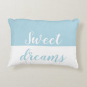 甘美な夢の、淡いブルー及び白いアクセント アクセントクッション (裏面)