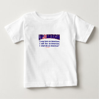 生きているアメリカ生まれは死にますD.ウェブスター住んでいます ベビーTシャツ