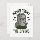 生きているゾンビおもしろいゴシ不気味ックを決して信用しない ポストカード (正面/裏面)