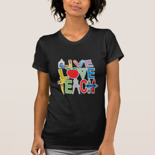 生きている愛は教えます Tシャツ
