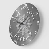 生きている愛繰り返しの仏教のSamsara Dukkhaのカルマ ラージ壁時計 (傾斜)