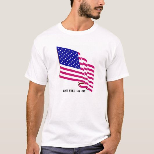 生きている自由な米国の旗 Tシャツ (正面)