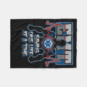 生きている1つを一度に救うEMT フリースブランケット (正面(横))