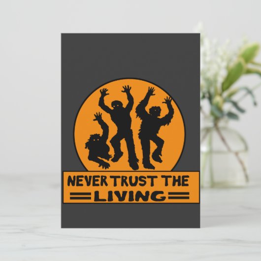 生きているTシャツのボタンを時計に巻いてはいけない 招待状 (スタンド正面)