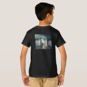 「生きて…」 カスタマイズできる少年 Tシャツ (裏面フル)