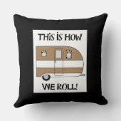 「生きる、笑う、愛し、キャンプ」 クッション (裏面)