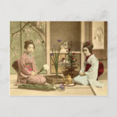 生け花 – きもの美少女が花を飾る ポストカード (正面)