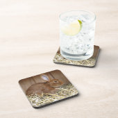 生の干し草のかわいい茶色のウサギ コースター (右側)