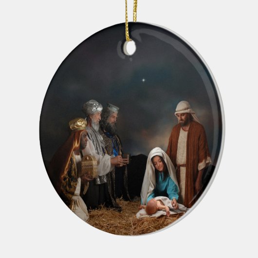 生まれたばかりのなベビーイエス・キリストを訪問している3人の賢者 セラミックオーナメント (左)