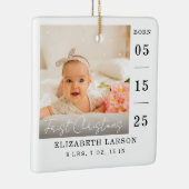 生まれたばかりのベビーの誕生統計名前をカスタムすると写真 セラミックオーナメント (右)