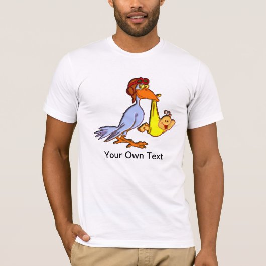 生まれたばかりのベビー到着 – コウノトリ配信 Tシャツ (正面)