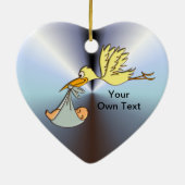 生まれたばかりのベビー到着 – ストル飛んでいるク配信 セラミックオーナメント (裏面)