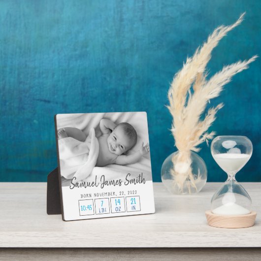 生まれたばかりの男の赤ちゃん誕生の状態シンプル白 フォトプラーク (インサイチュ)