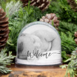 生まれたばかりのbaby girl keepsake - 2photo welcome script<br><div class="desc">Welcome Your Little One with Love - 生まれたばかりの Baby Girl Keepsake Snow Globeは、美しく細工された2Photo Welcome Script Snow Globeで祝大切、あなたの赤ちゃんの女の子の到着を歓迎する。美しいデザインの中に収められ、レタリングの甘い「ウェルカム」の台本を飾った2枚の大切な写真の宇宙が楽しめる雪の球体で生まれたばかりのすエレガント。</div>