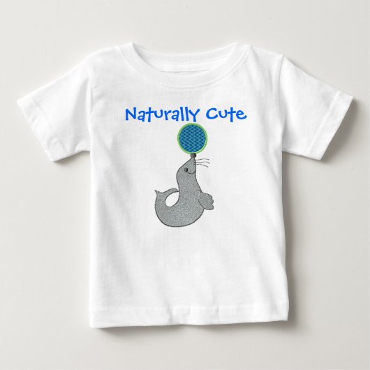生まれつき可愛い ベビーTシャツ (正面)