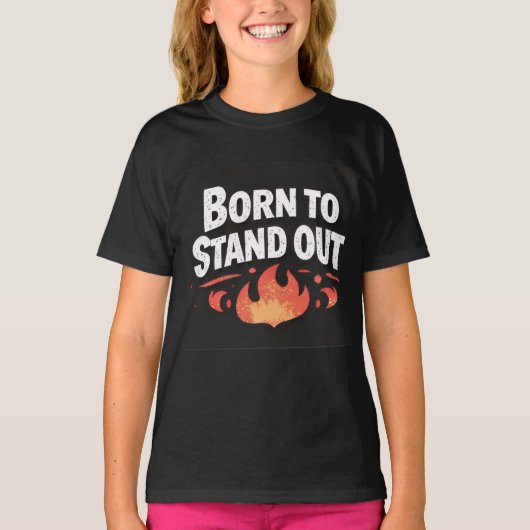 生まれつき目立つ子供用グラフィックバースデーTシャツ Tシャツ (正面)