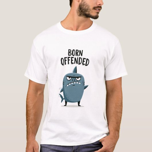生まれながらの不機嫌シャークキャラクターギフト Tシャツ (正面)