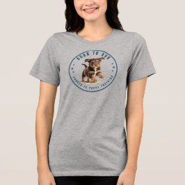 生まれながら走るために...子犬のトレーニングに強制される トライブレンドTシャツ