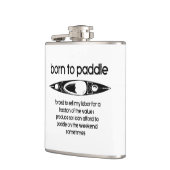 生まれの運転を余儀なくされたカヤック フラスク (左)